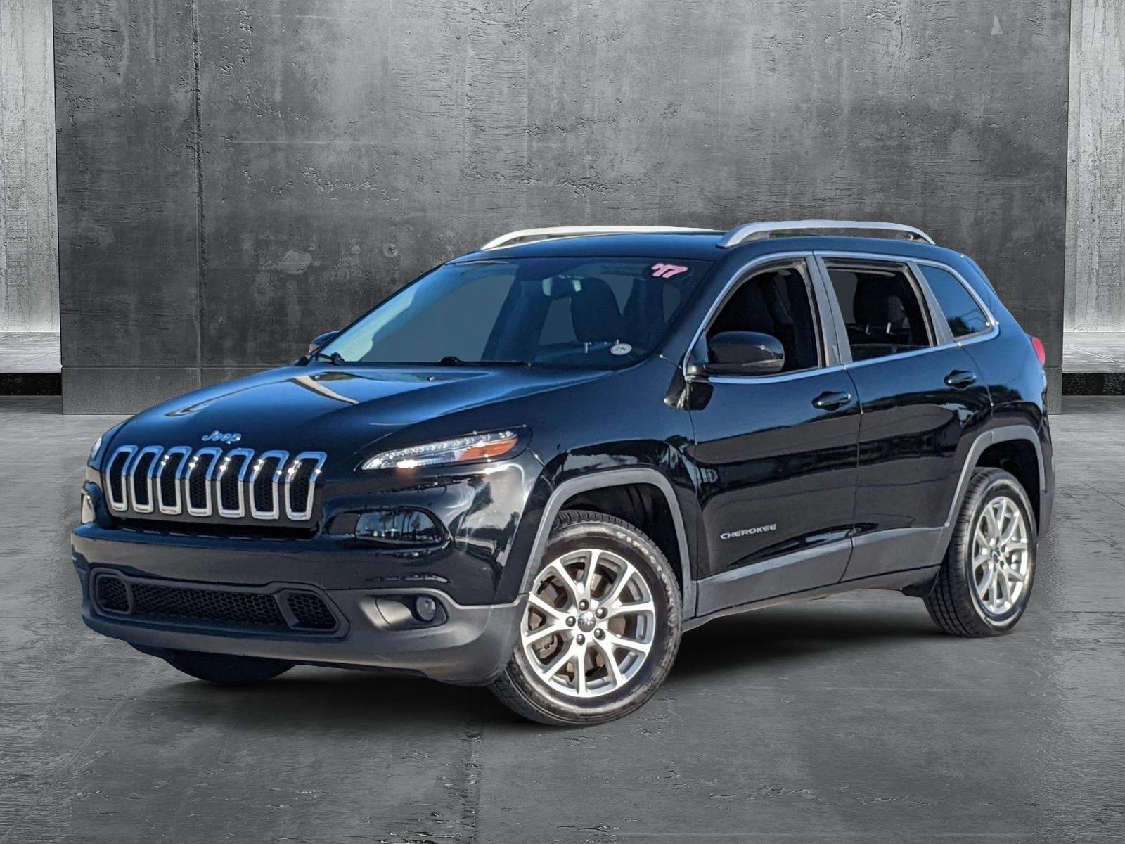 2017 Jeep Cherokee Vehicle Photo in Davie, FL 33331