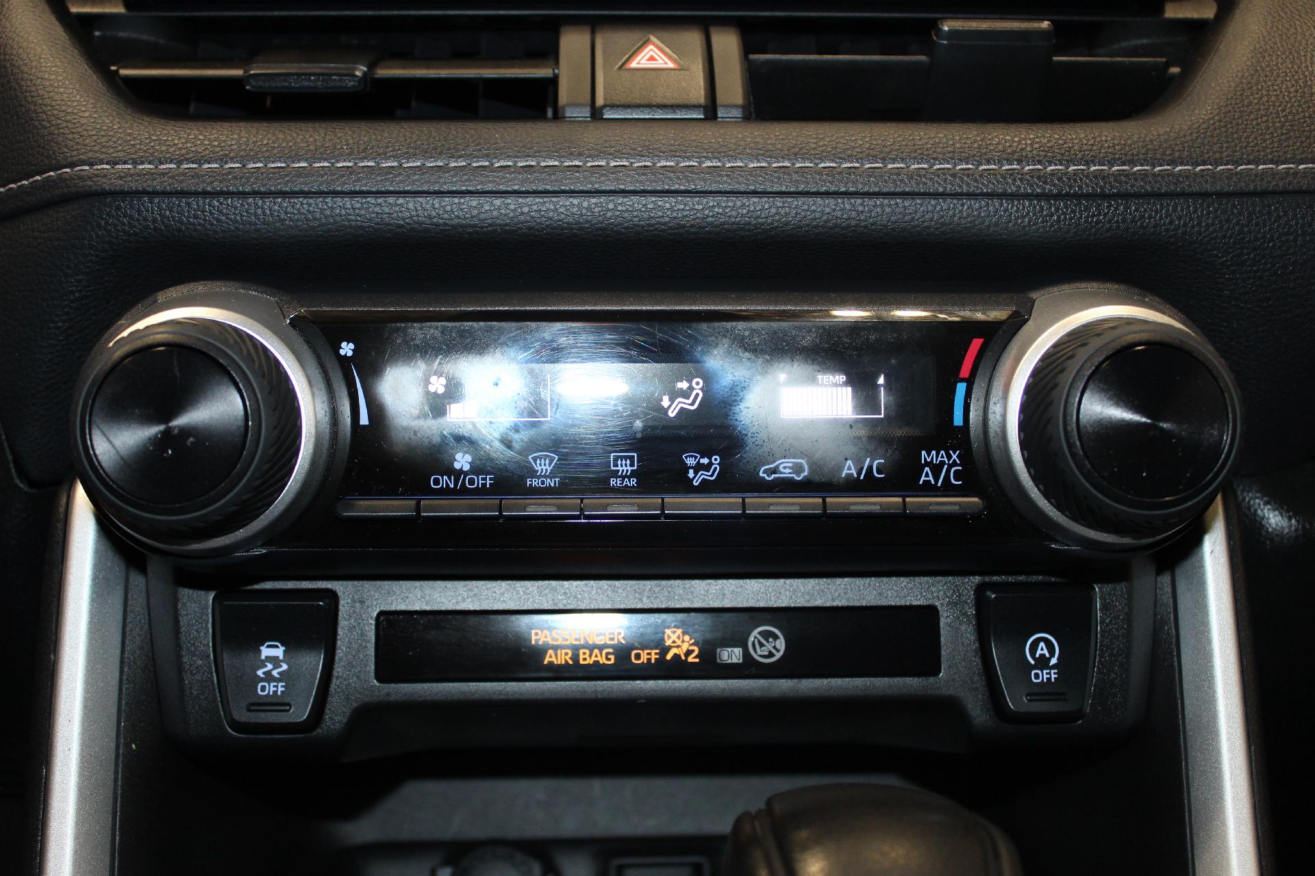 2021 Toyota RAV4 Vehicle Photo in NORTHAMPTON, MA 01060-1120