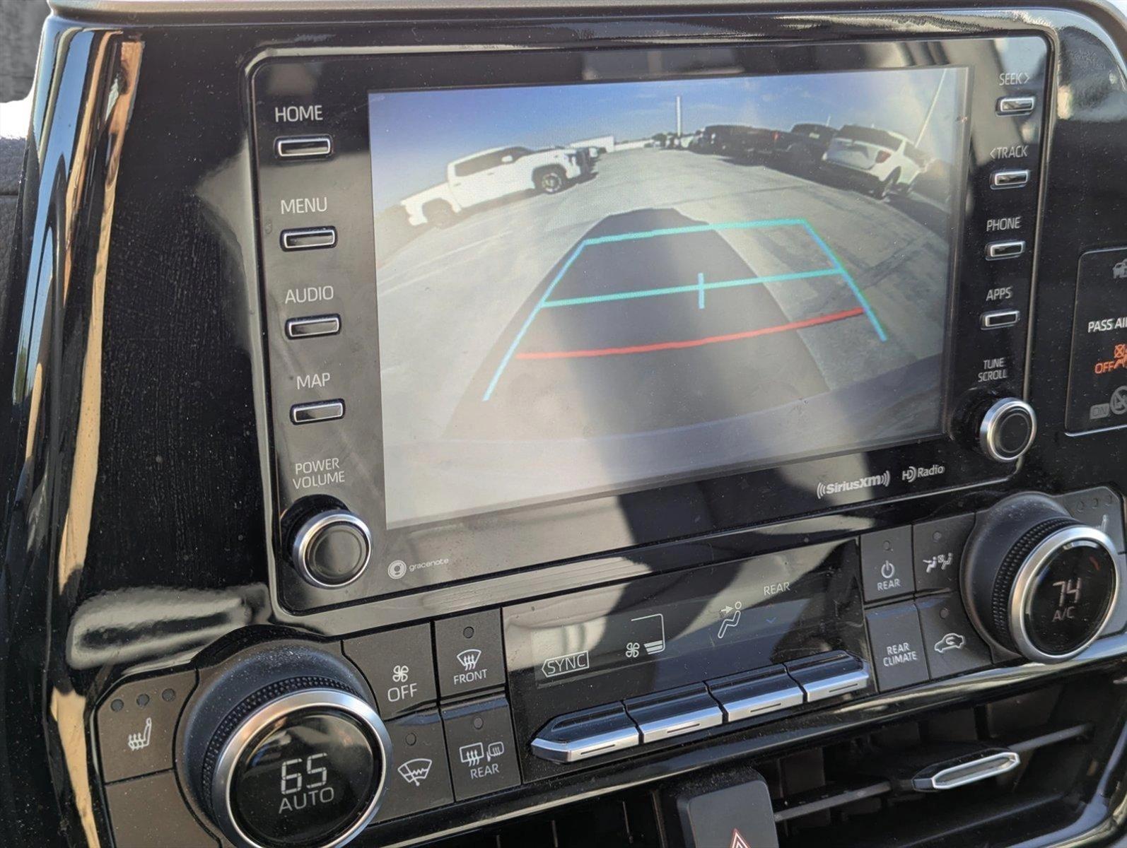 2022 Toyota Highlander Vehicle Photo in Ft. Myers, FL 33907
