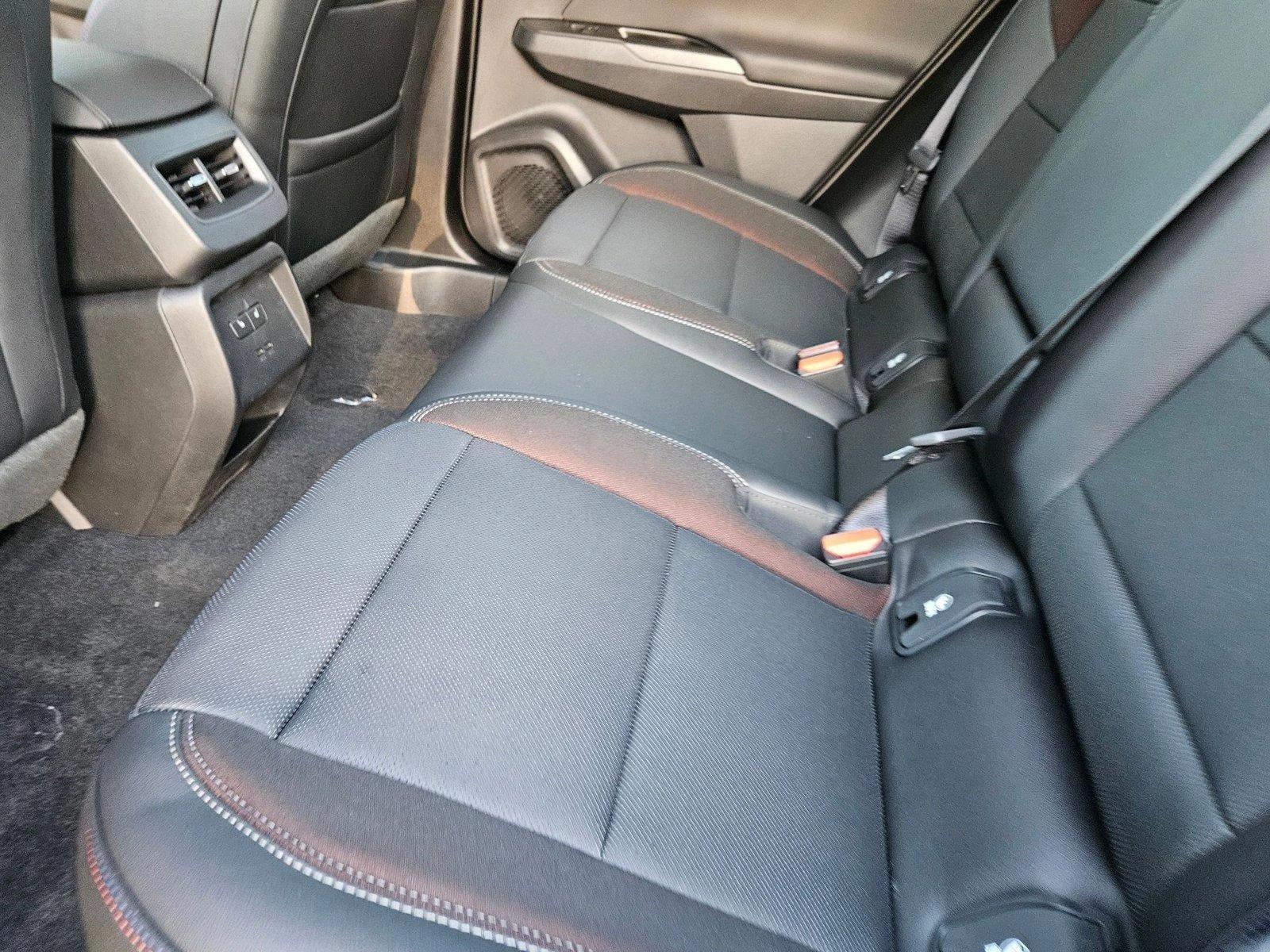 2025 Chevrolet Equinox EV Vehicle Photo in GREENACRES, FL 33463-3207