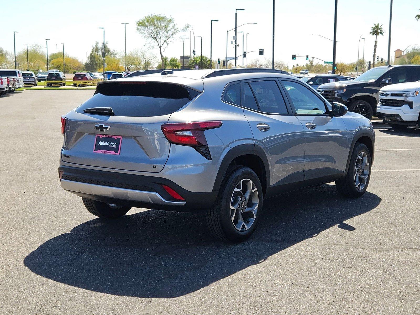 2025 Chevrolet Trax Vehicle Photo in GILBERT, AZ 85297-0446