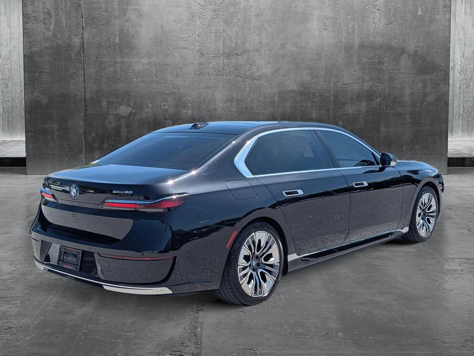 2024 BMW i7 Vehicle Photo in Delray Beach, FL 33444