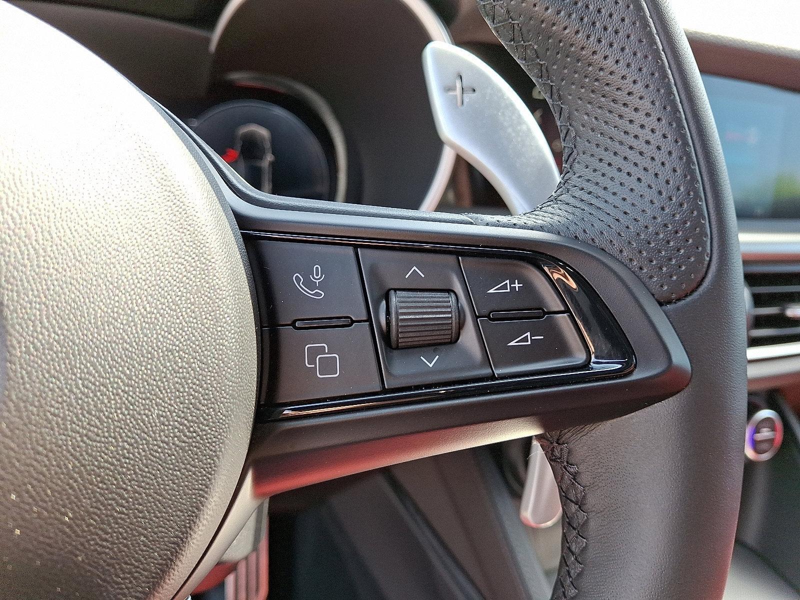 2025 Alfa Romeo Stelvio Vehicle Photo in Willow Grove, PA 19090