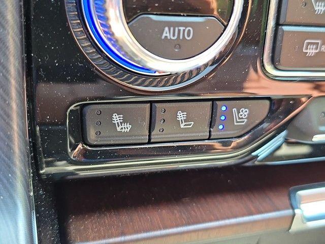2023 GMC Yukon Vehicle Photo in Pleasant Hills, PA 15236