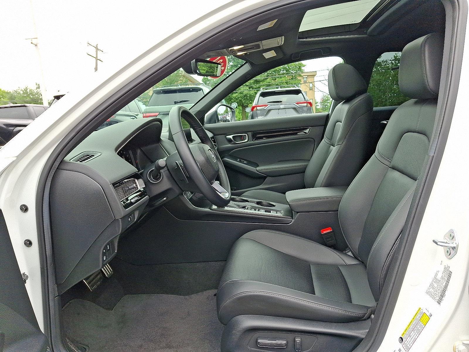 2024 Honda Civic Hatchback Vehicle Photo in Trevose, PA 19053