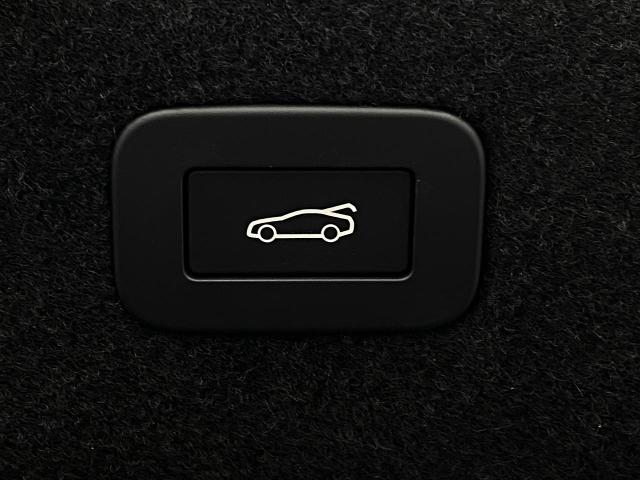 2024 Jaguar XF Vehicle Photo in Appleton, WI 54913