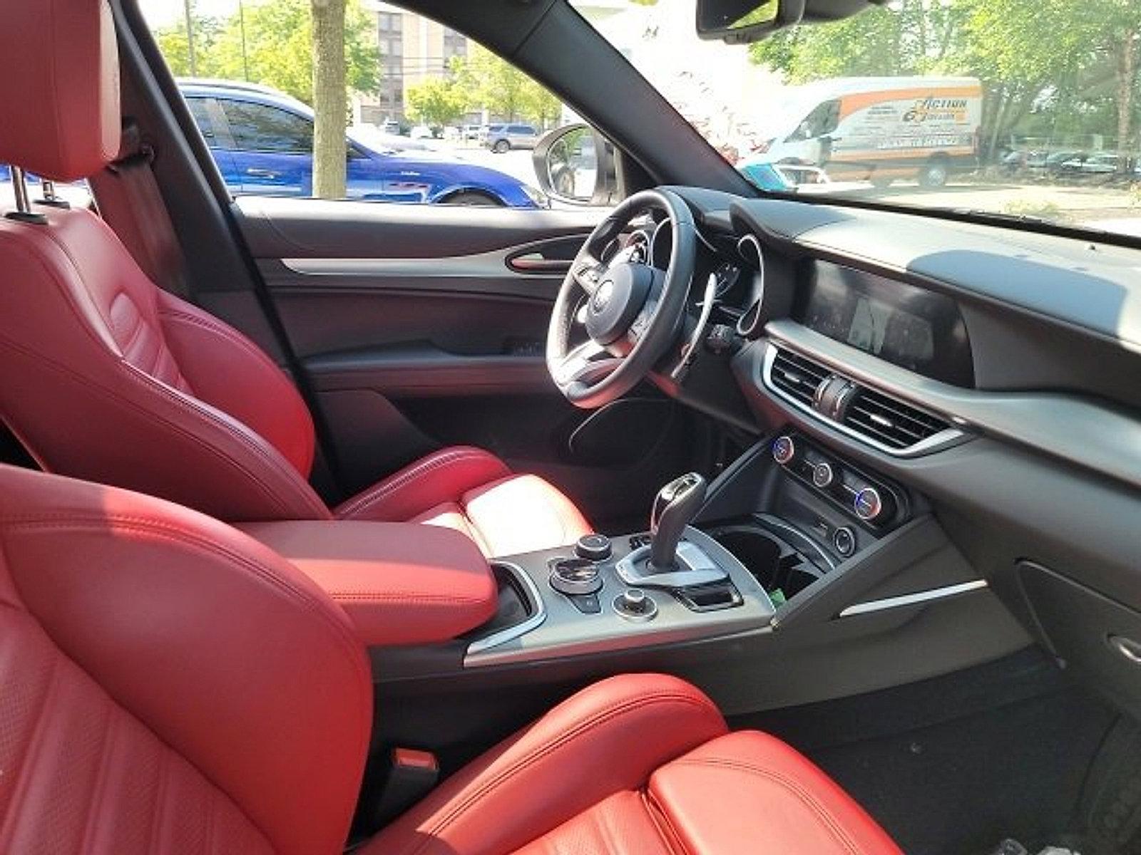 2022 Alfa Romeo Stelvio Vehicle Photo in Willow Grove, PA 19090