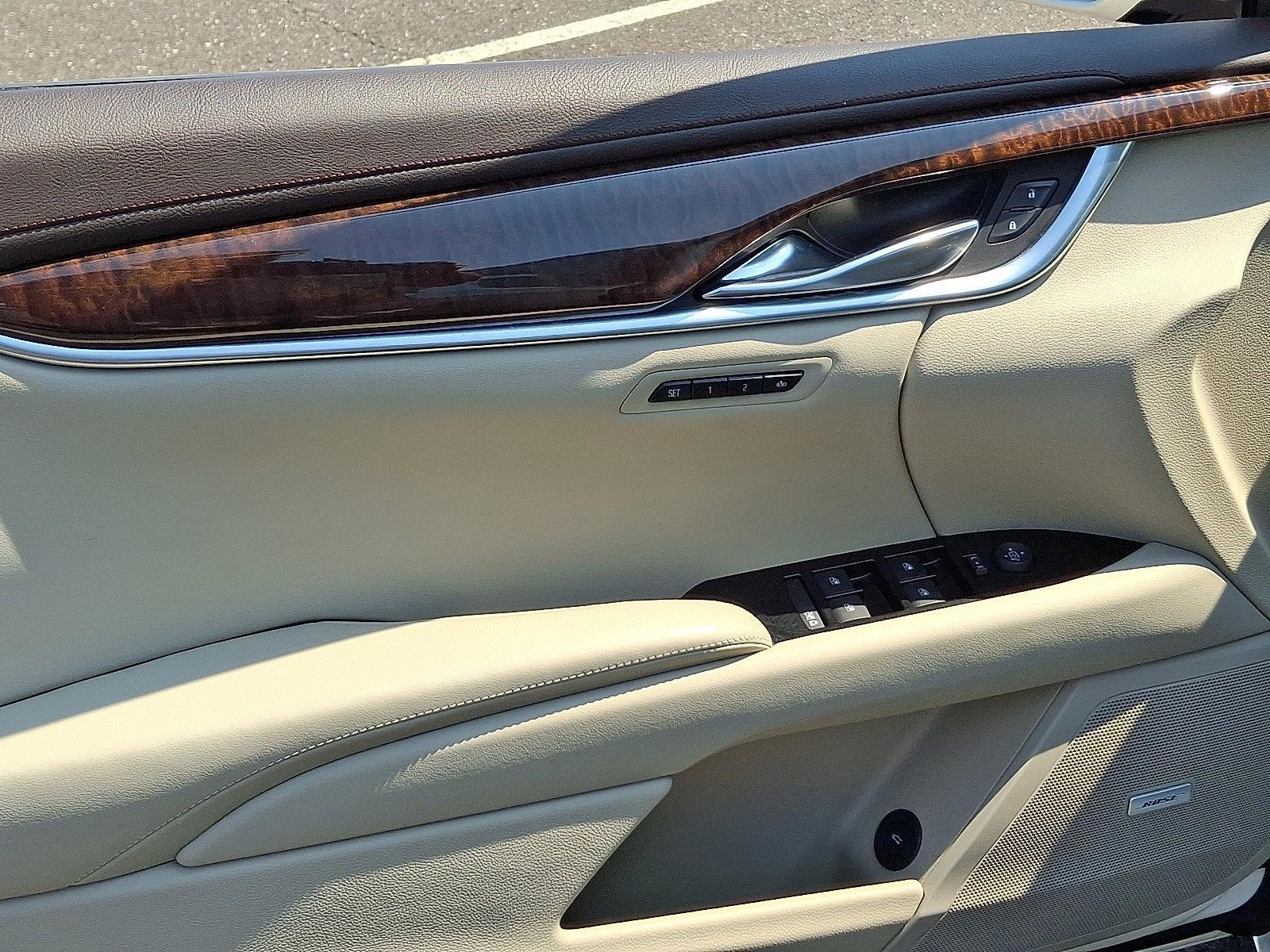 2014 Cadillac XTS Vehicle Photo in Trevose, PA 19053