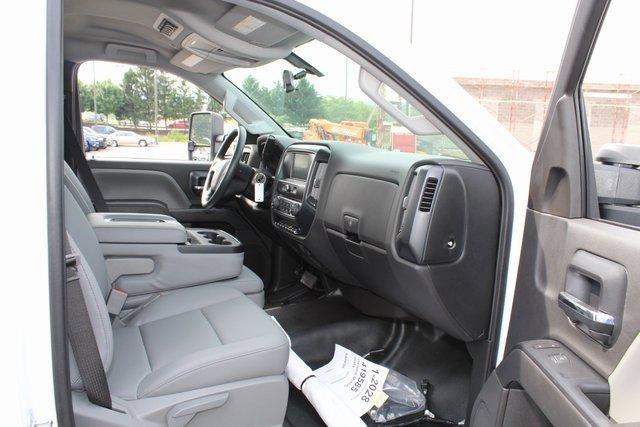 2023 Chevrolet Silverado 6500 HD Vehicle Photo in SAINT CLAIRSVILLE, OH 43950-8512