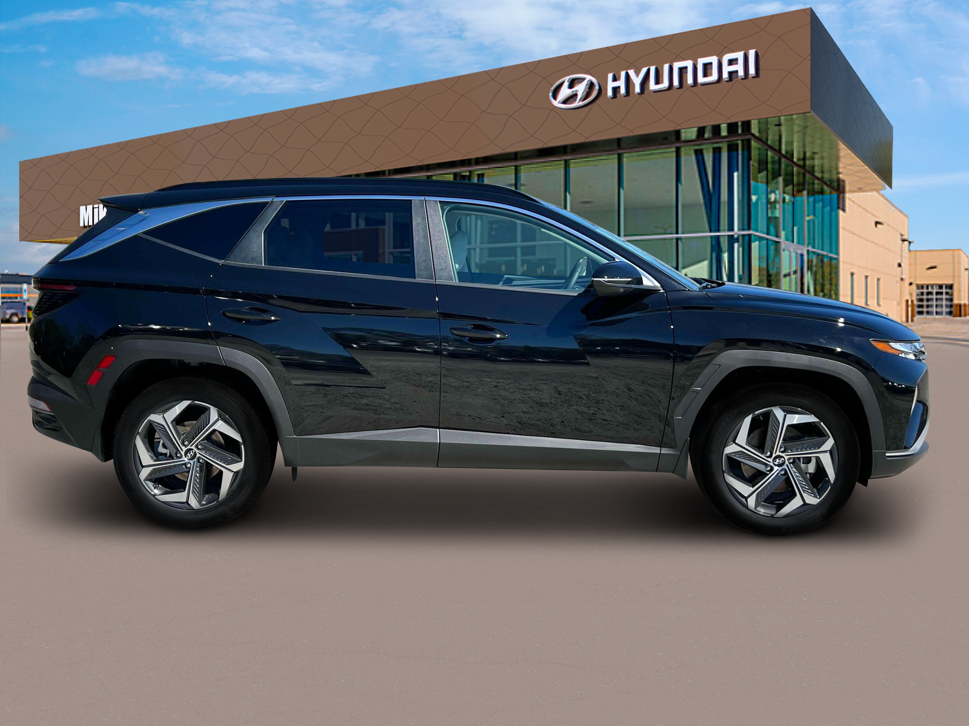 2024 Hyundai TUCSON Hybrid Vehicle Photo in Peoria, IL 61615