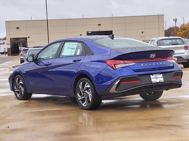 2025 Hyundai ELANTRA Hybrid Vehicle Photo in Peoria, IL 61615