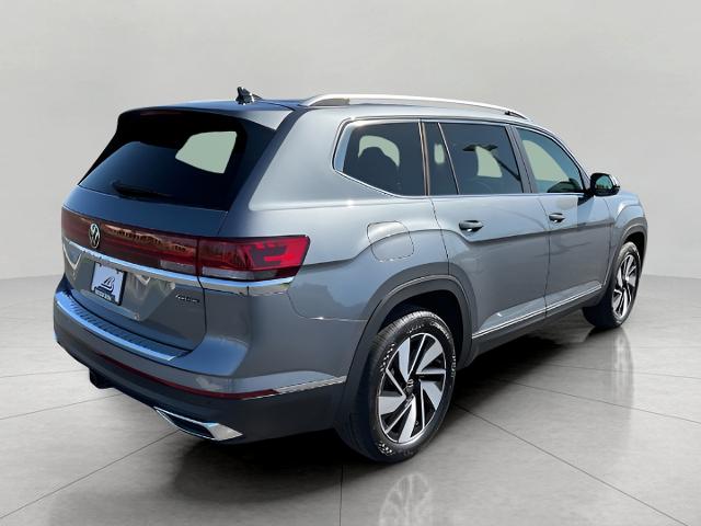 2024 Volkswagen Atlas Vehicle Photo in Oshkosh, WI 54904