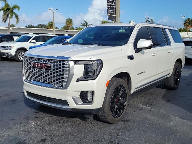 2022 GMC Yukon XL Vehicle Photo in LIGHTHOUSE POINT, FL 33064-6849