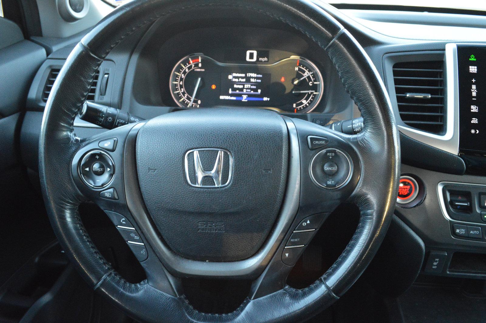 2016 Honda Pilot Vehicle Photo in Houston, TX 77090