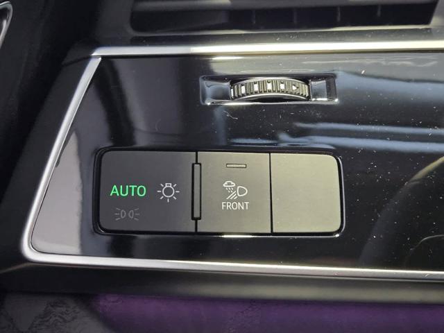 2025 Audi Q7 Vehicle Photo in SUGAR LAND, TX 77478