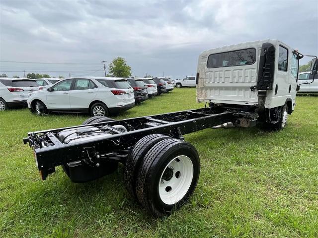 2024 Chevrolet Low Cab Forward 5500 HG Vehicle Photo in ALCOA, TN 37701-3235