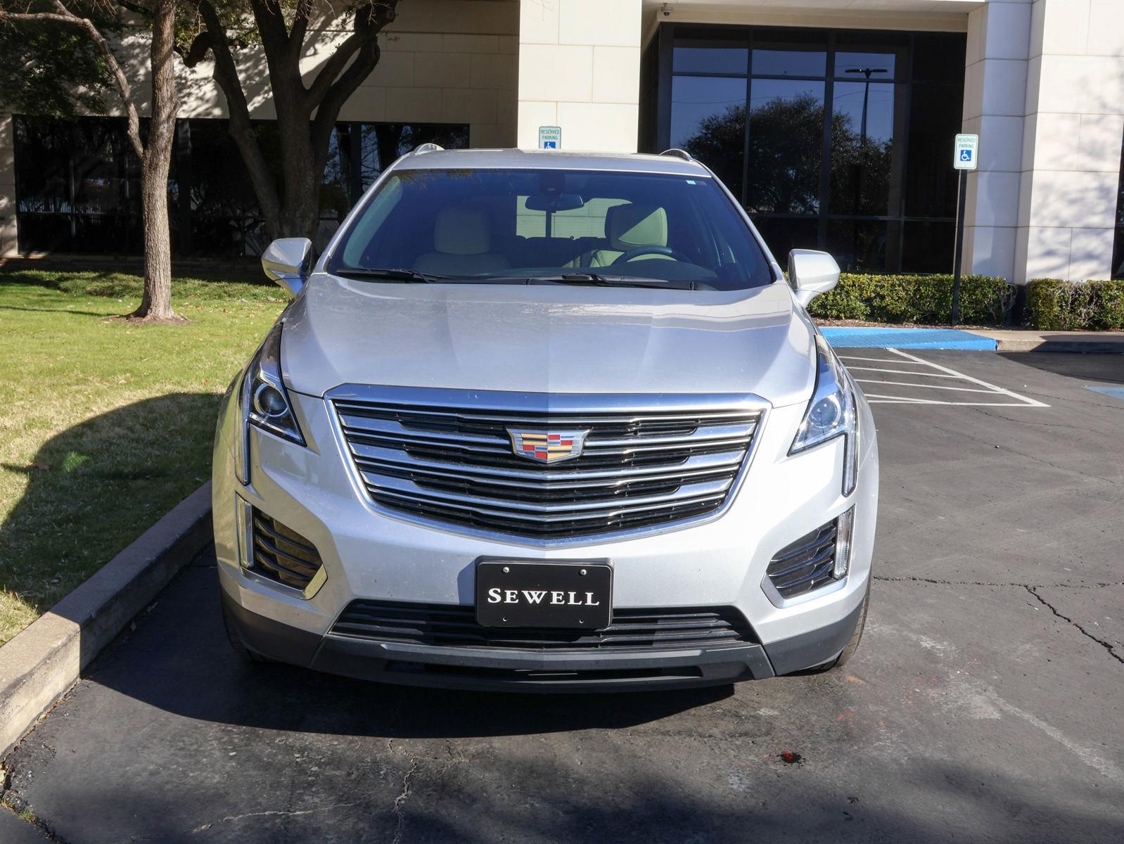 2017 Cadillac XT5 Vehicle Photo in DALLAS, TX 75209-3095