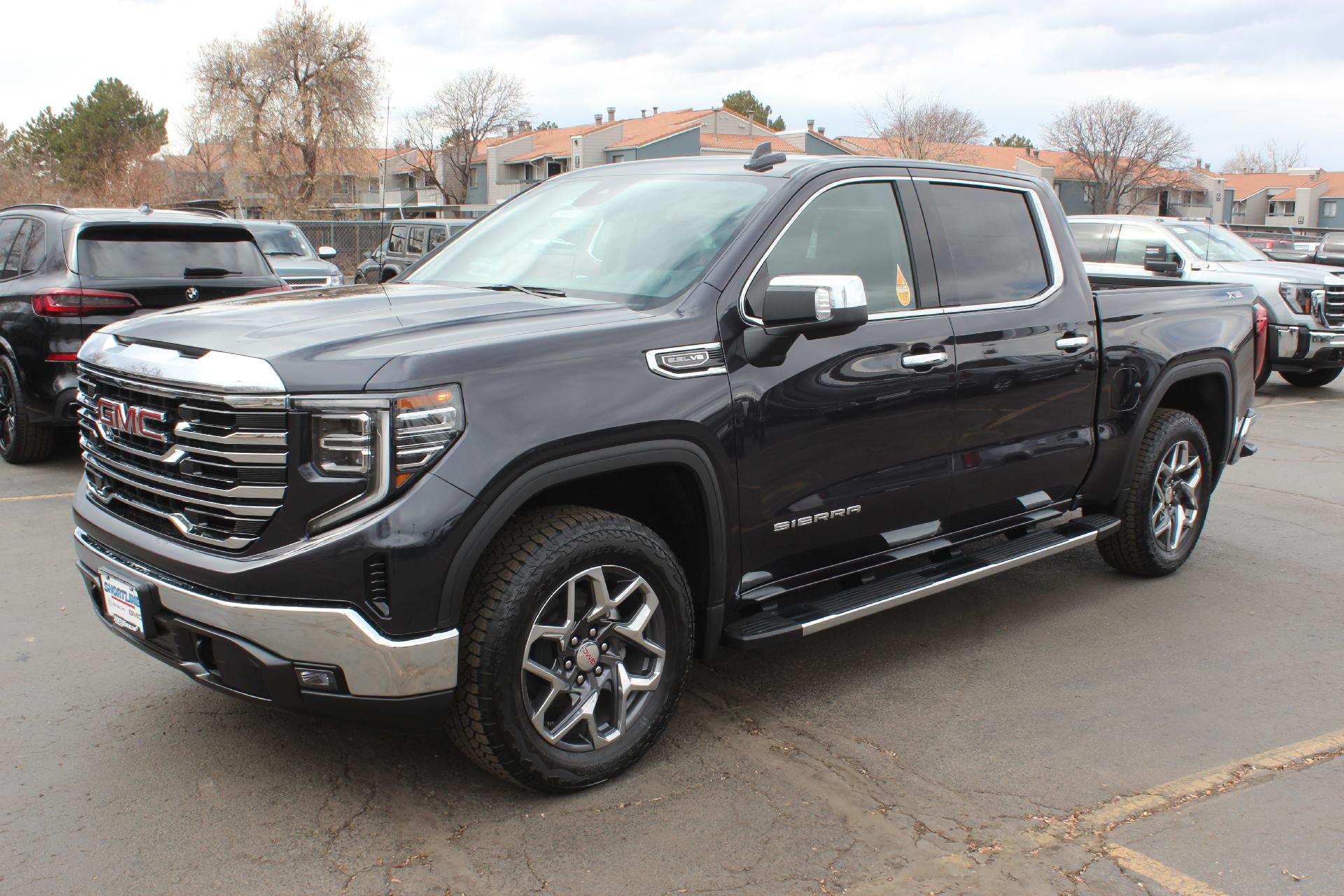 2025 GMC Sierra 1500 Vehicle Photo in AURORA, CO 80012-4011