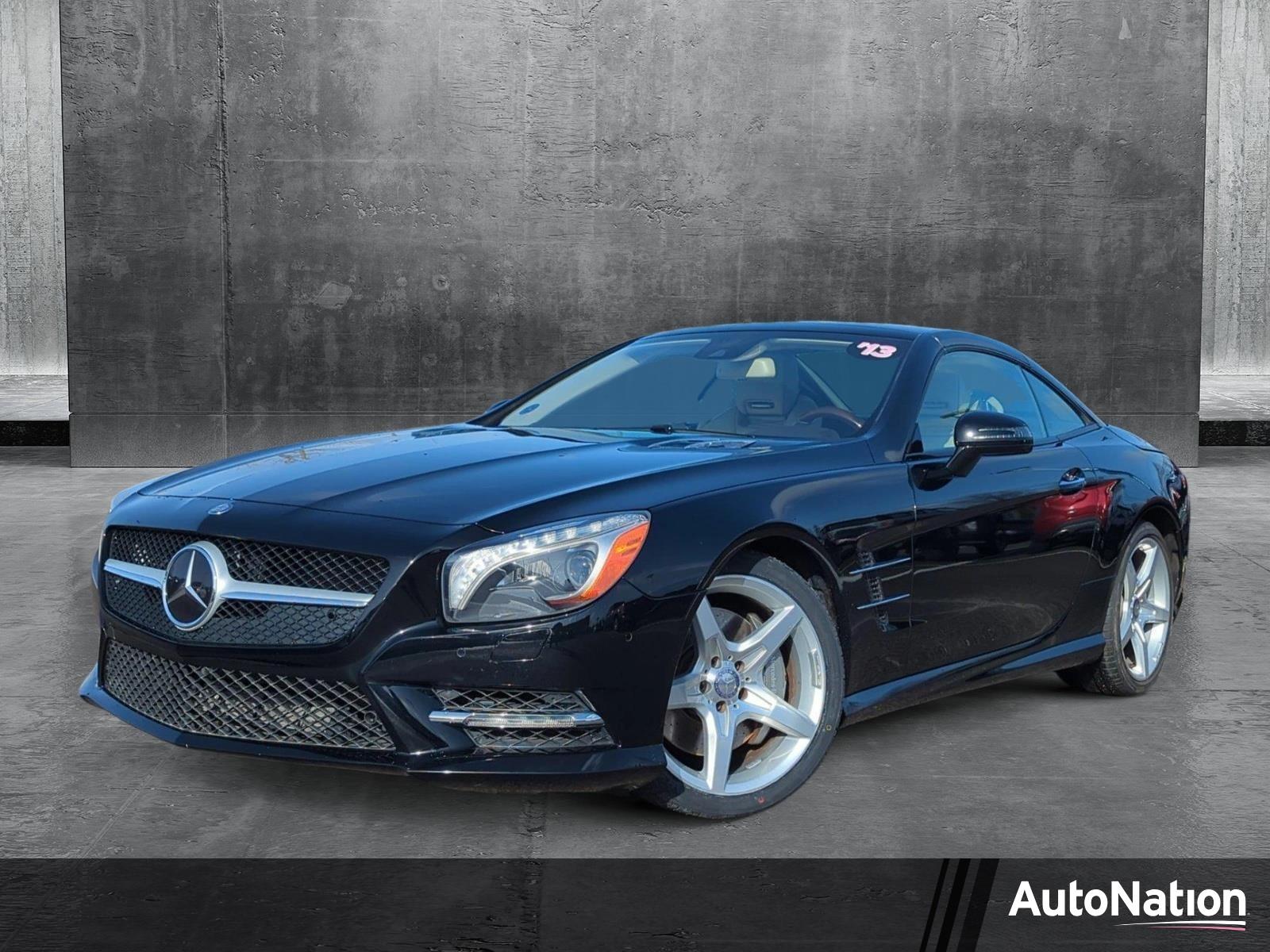 2013 Mercedes-Benz SL-Class Vehicle Photo in Memphis, TN 38133