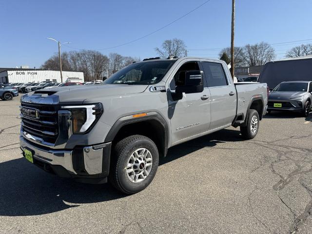 2025 GMC Sierra 2500 HD Vehicle Photo in CHICOPEE, MA 01020-5001