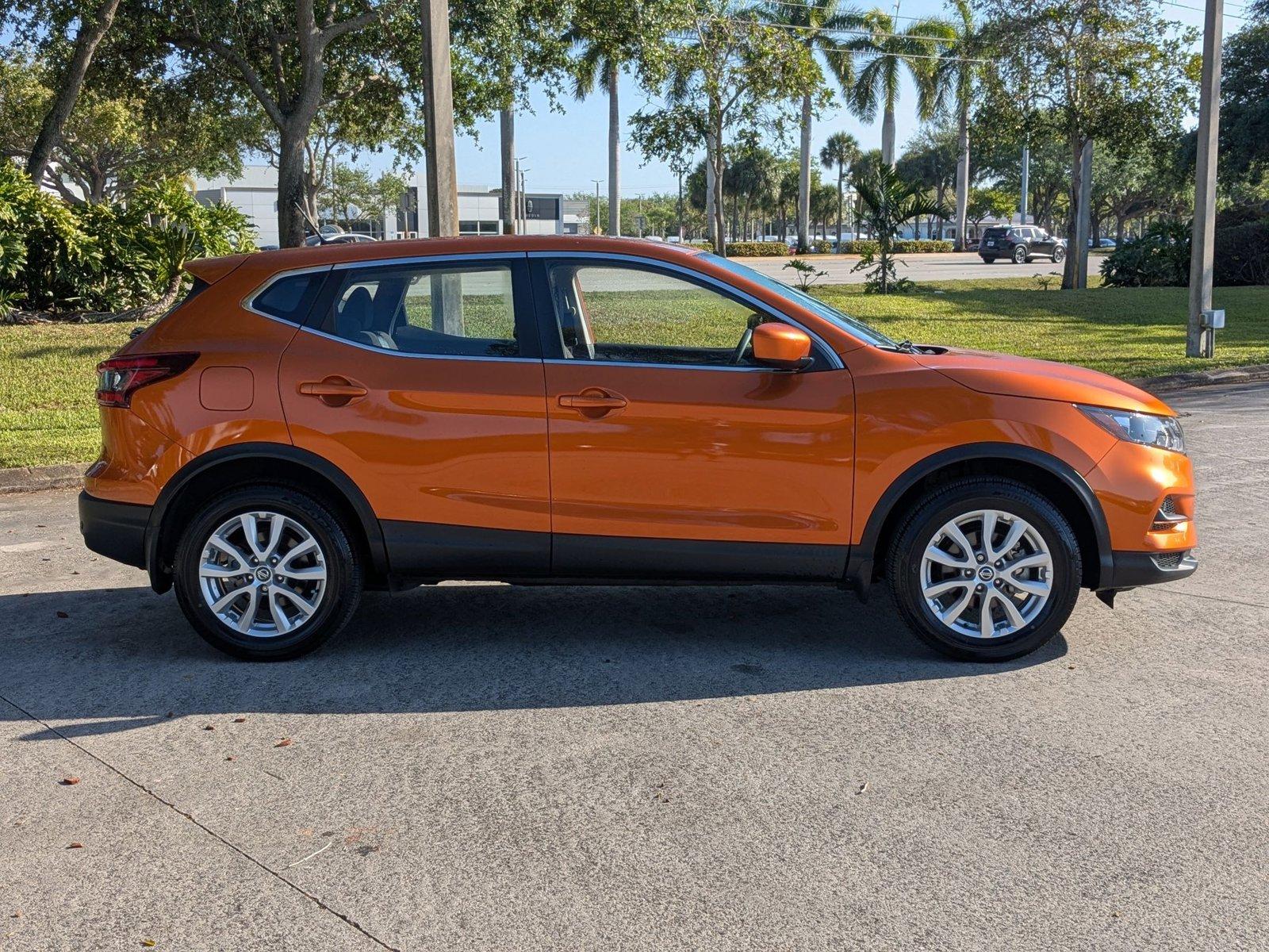 2022 Nissan Rogue Sport Vehicle Photo in Pembroke Pines , FL 33084