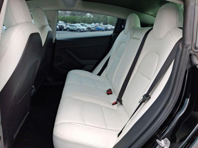 2022 Tesla Model 3 Vehicle Photo in DANBURY, CT 06810-5034