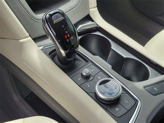 2025 Cadillac XT6 Vehicle Photo in SUNRISE, FL 33323-3202