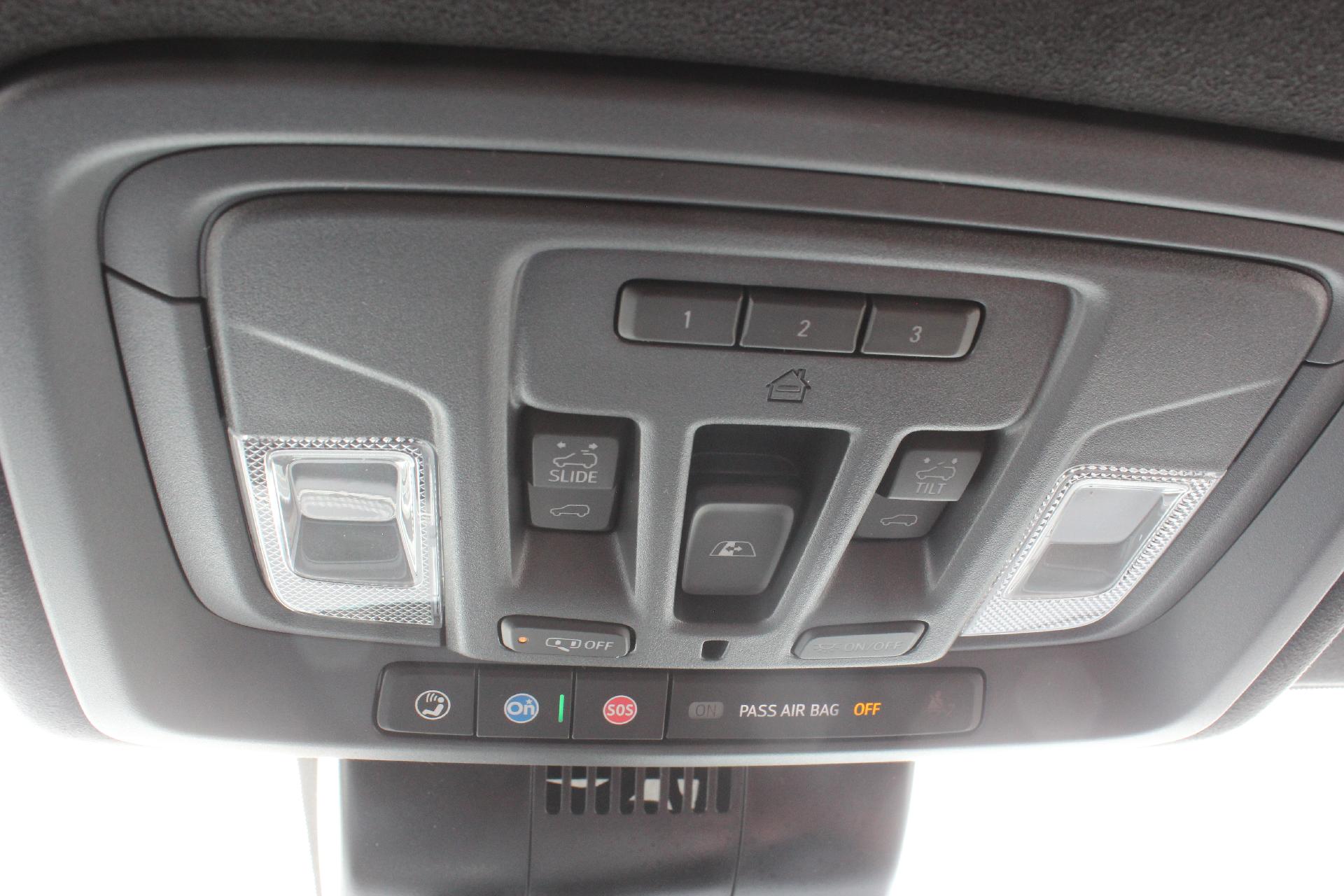 2025 GMC Sierra 3500 HD Vehicle Photo in AURORA, CO 80012-4011