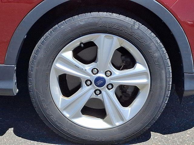 2014 Ford Escape Vehicle Photo in DANBURY, CT 06810-5034