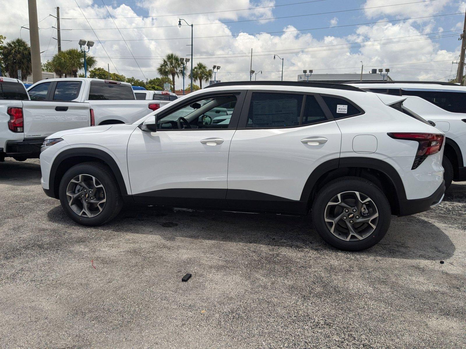 2025 Chevrolet Trax Vehicle Photo in MIAMI, FL 33134-2699