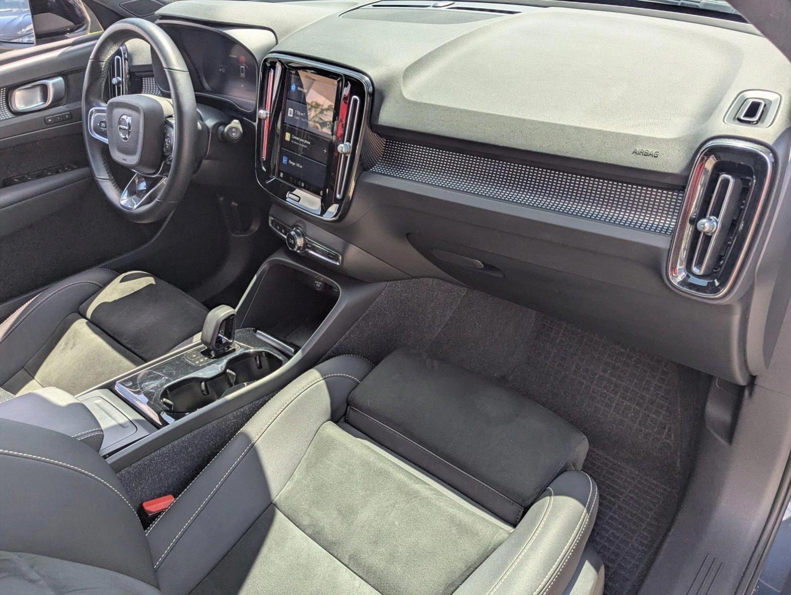 2022 Volvo XC40 Recharge Pure Electric Vehicle Photo in Delray Beach, FL 33444