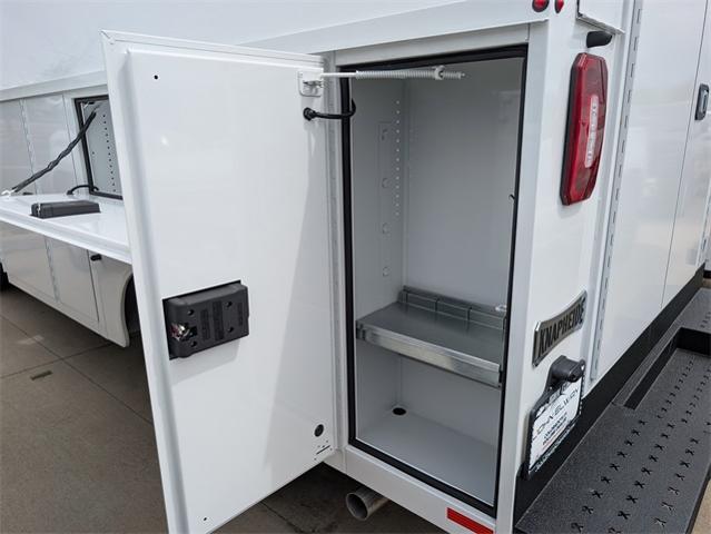 2024 Chevrolet Express Commercial Cutaway Vehicle Photo in ENGLEWOOD, CO 80113-6708