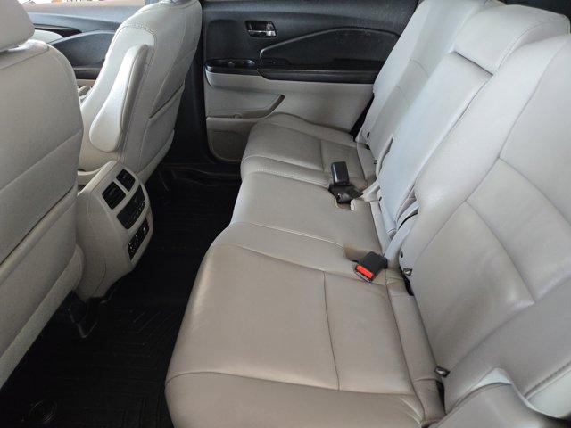 2017 Honda Pilot Vehicle Photo in Decatur, TX 76234