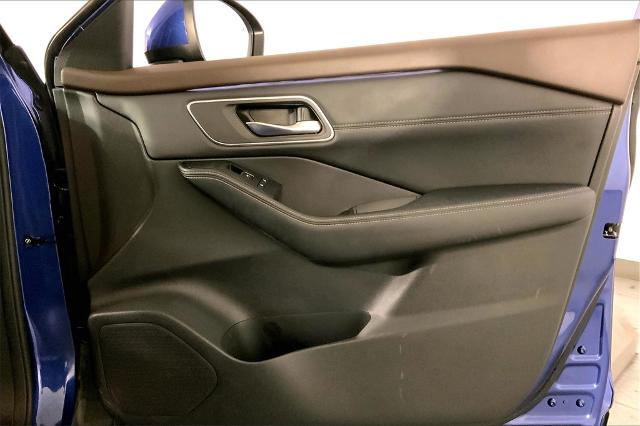 2021 Nissan Rogue Vehicle Photo in Lees Summit, MO 64086