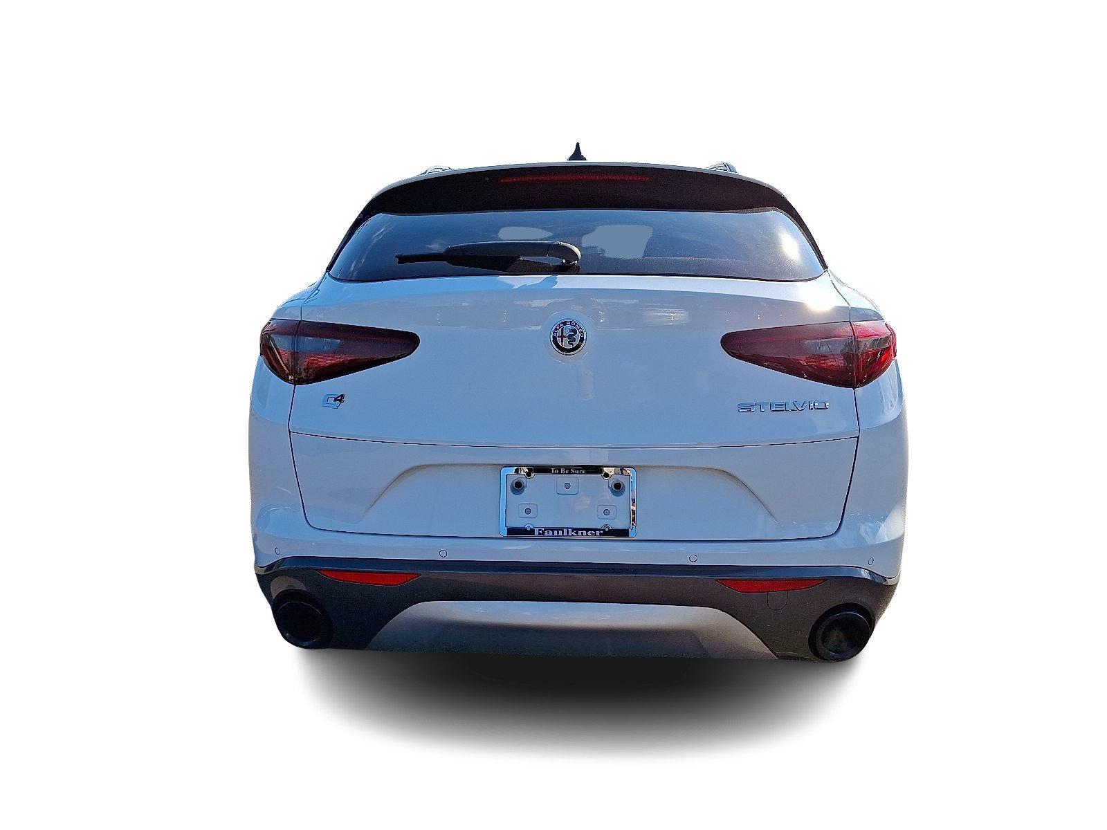 2022 Alfa Romeo Stelvio Vehicle Photo in Willow Grove, PA 19090