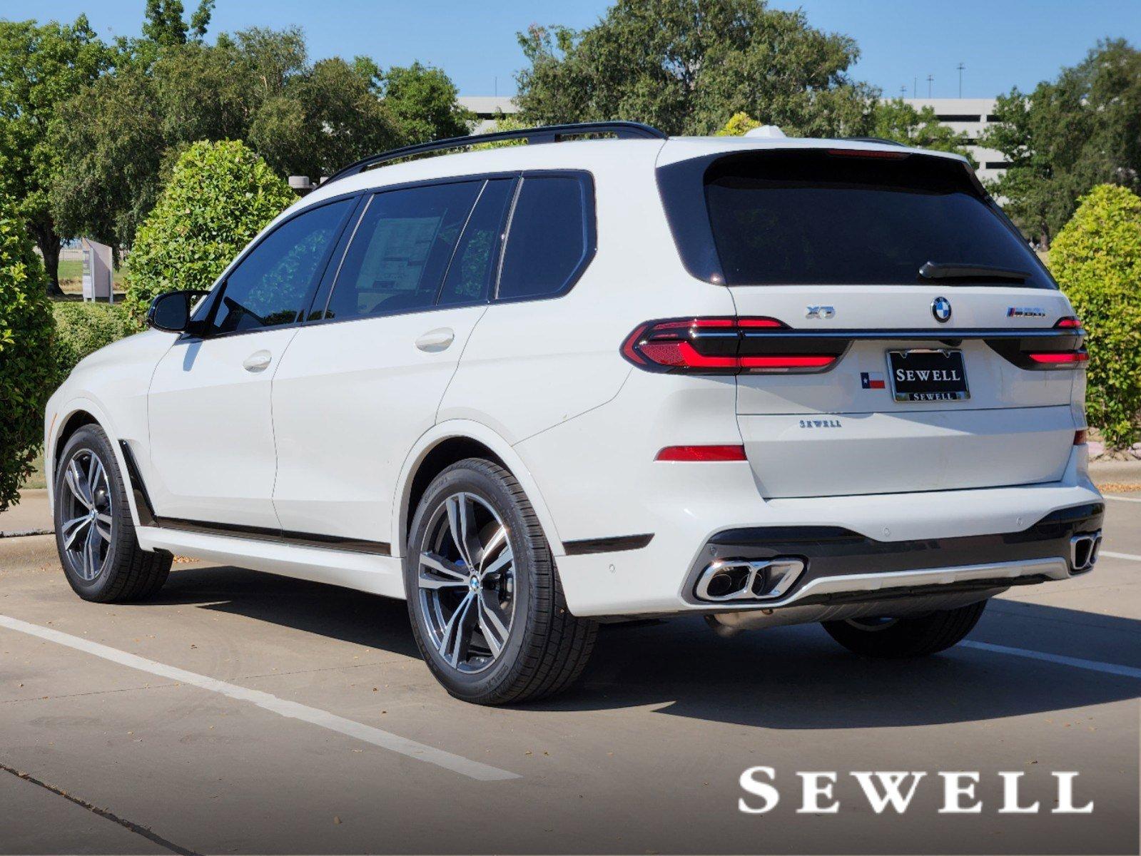 2025 BMW X7 M60i Vehicle Photo in PLANO, TX 75024