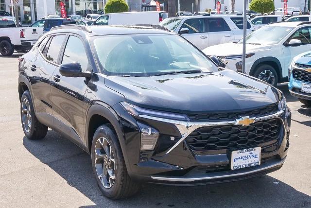 2025 Chevrolet Trax Vehicle Photo in VENTURA, CA 93003-8585