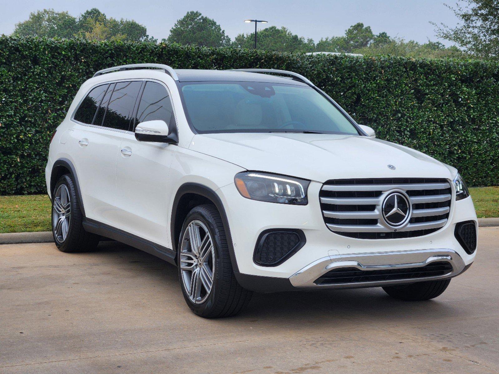 2024 Mercedes-Benz GLS Vehicle Photo in HOUSTON, TX 77079