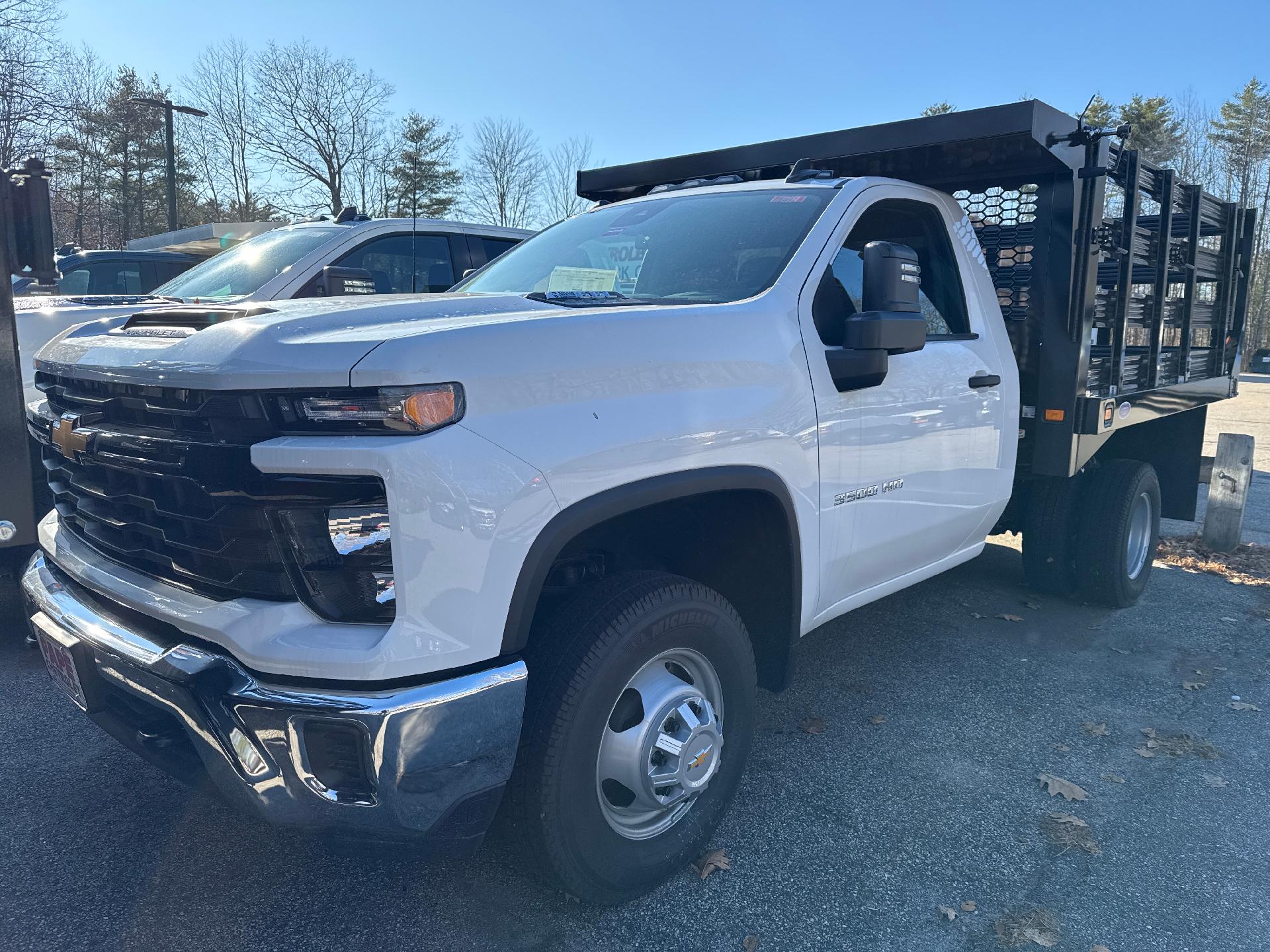 2024 Chevrolet Silverado 3500 HD Chassis Cab Vehicle Photo in SOUTH PORTLAND, ME 04106-1997