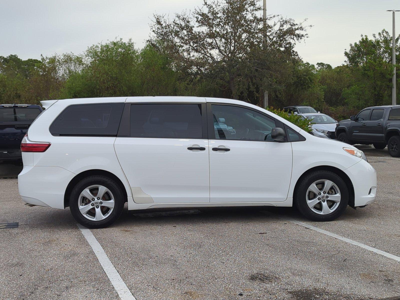 2015 Toyota Sienna Vehicle Photo in Ft. Myers, FL 33907