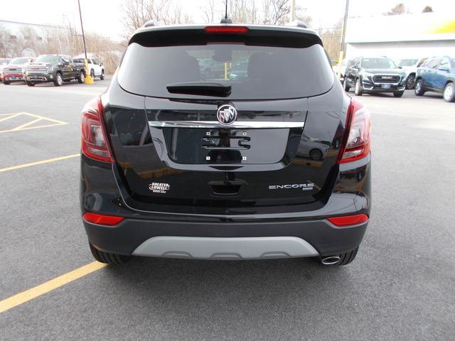 2021 Buick Encore Vehicle Photo in LOWELL, MA 01852-4336