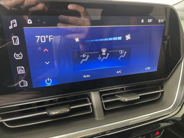 2025 Chevrolet Trax Vehicle Photo in PHOENIX, AZ 85014-3381