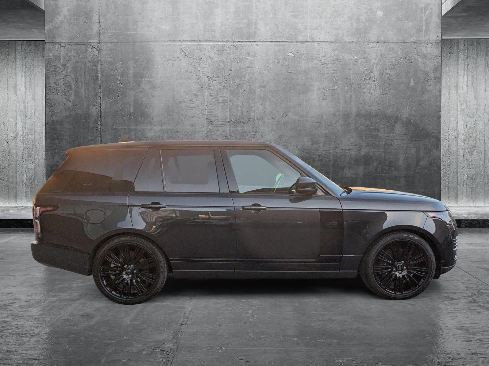 2022 Land Rover Range Rover Vehicle Photo in Bethesda, MD 20852