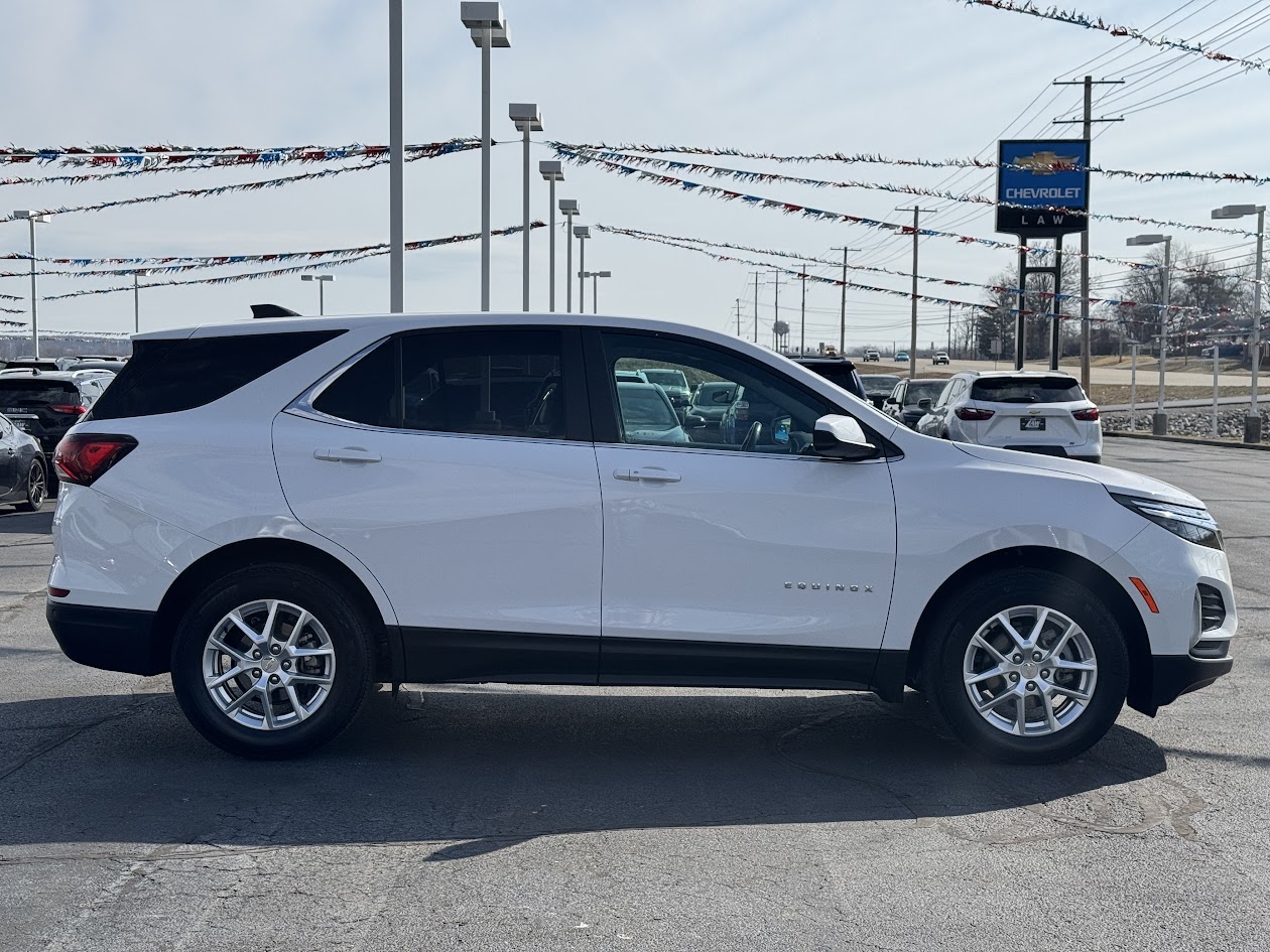 2022 Chevrolet Equinox Vehicle Photo in BOONVILLE, IN 47601-9633