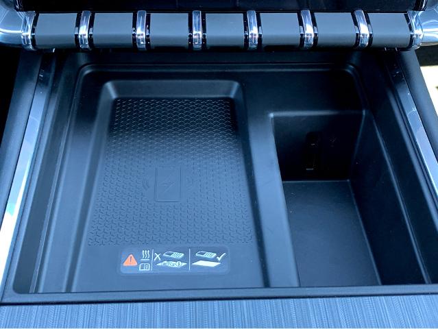 2025 GMC Acadia Vehicle Photo in BEAUFORT, SC 29906-4218