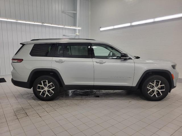 2023 Jeep Grand Cherokee L Vehicle Photo in NEENAH, WI 54956-2243