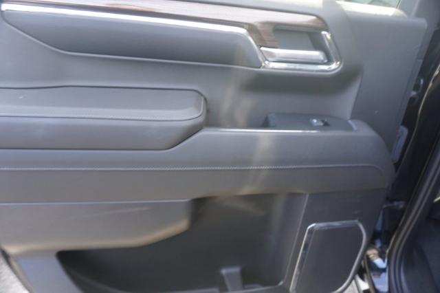 2023 Chevrolet Silverado 1500 Vehicle Photo in FAIRMONT, WV 26554-2318