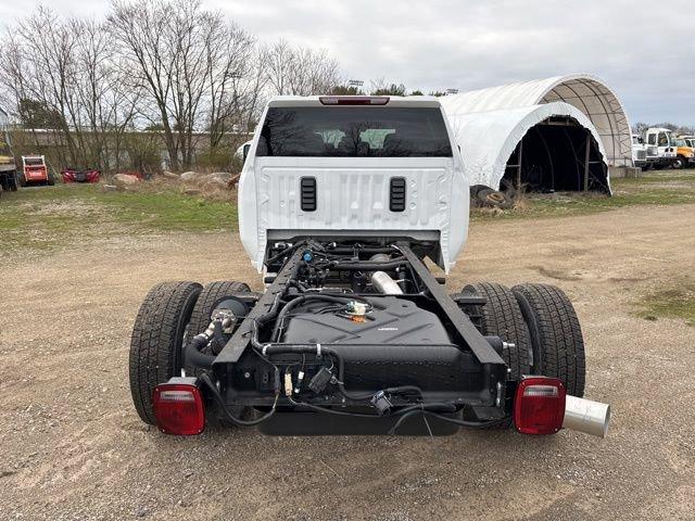 2025 GMC Sierra 3500 HD Chassis Cab Vehicle Photo in MEDINA, OH 44256-9631