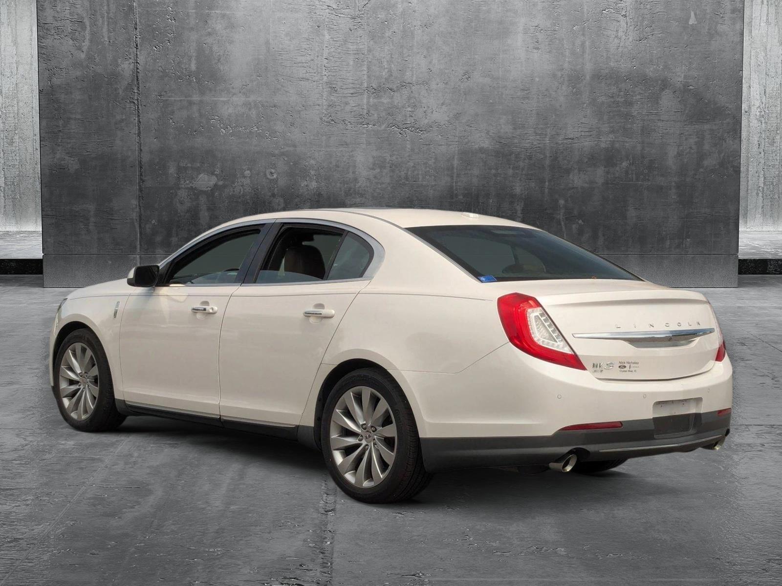 2015 Lincoln MKS Vehicle Photo in St. Petersburg, FL 33713
