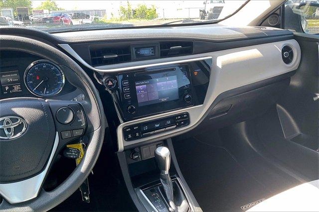 2018 Toyota Corolla Vehicle Photo in INDEPENDENCE, MO 64055-1314